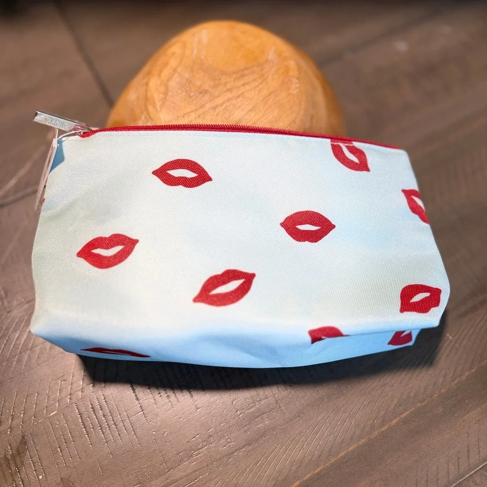 Clinique x Kate Spade Makeup Bag‎ Cosmetic Pouch Red Lips Light Blue
